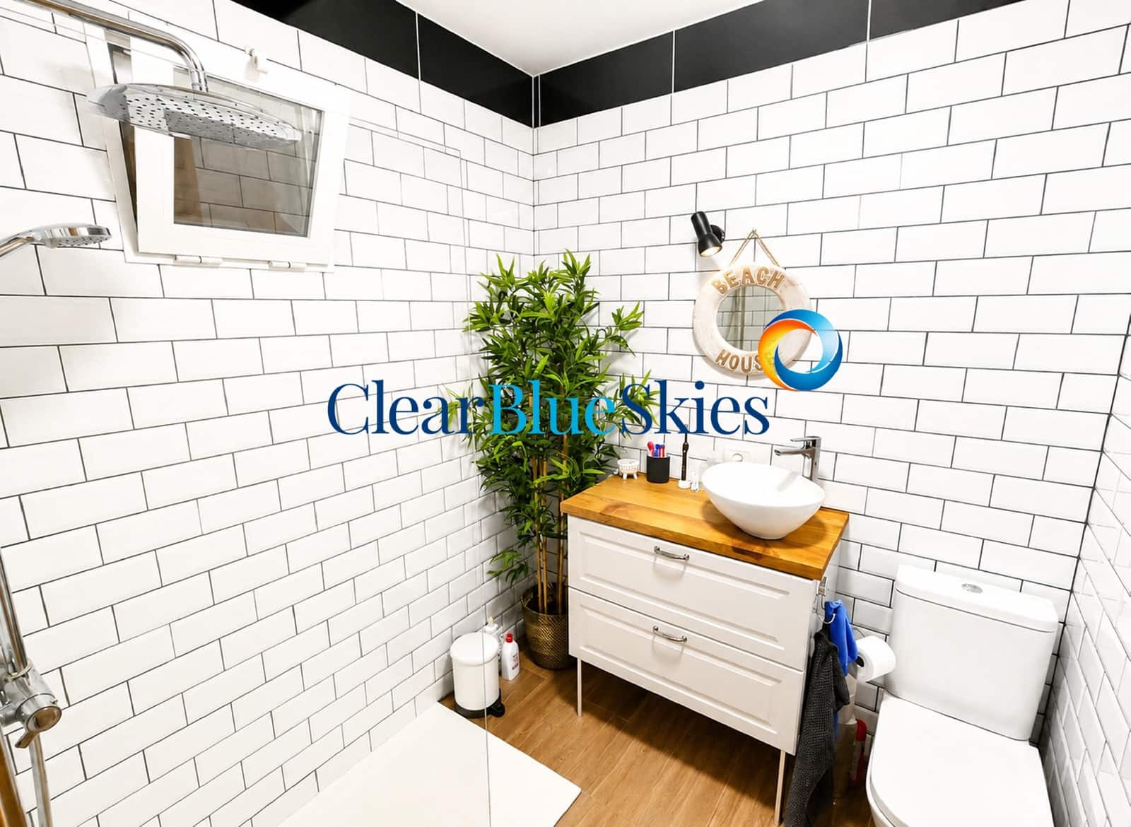 Studio for sale in Los Gigantes with pool garage - € 235,000 (Ref: 9922912)