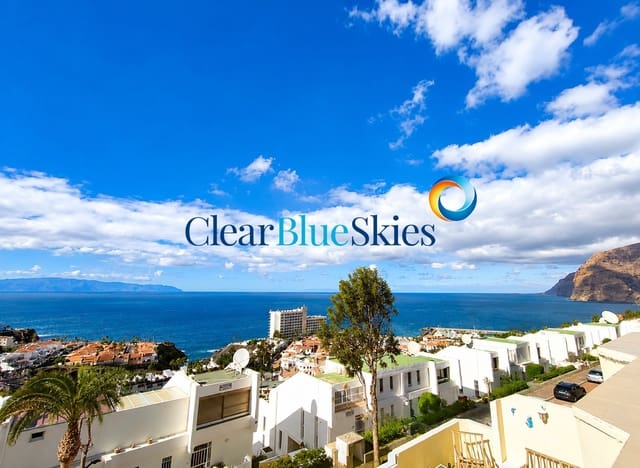 Studio te koop in Los Gigantes, Santiago del Teide met zwembad garage - € 235.000 (Ref: 9922912)