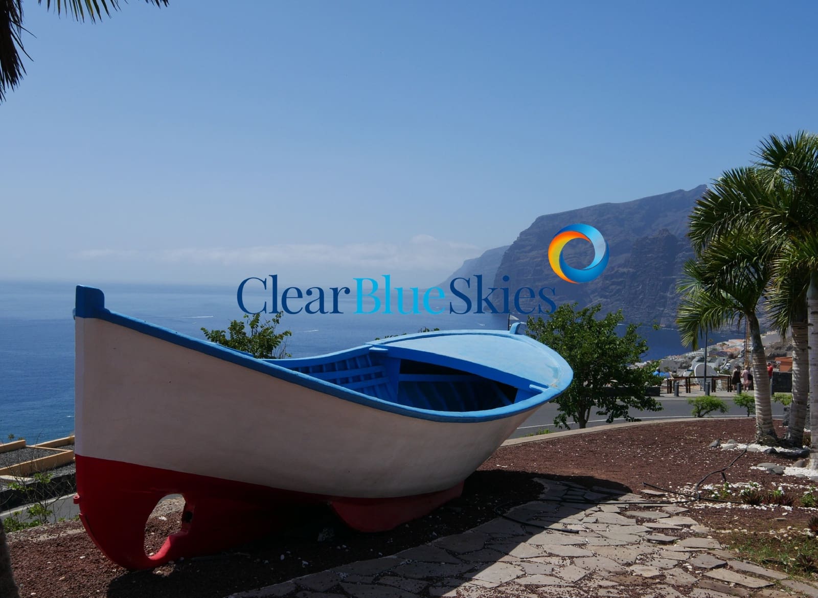 Studio for sale in Los Gigantes with pool garage - € 235,000 (Ref: 9922912)