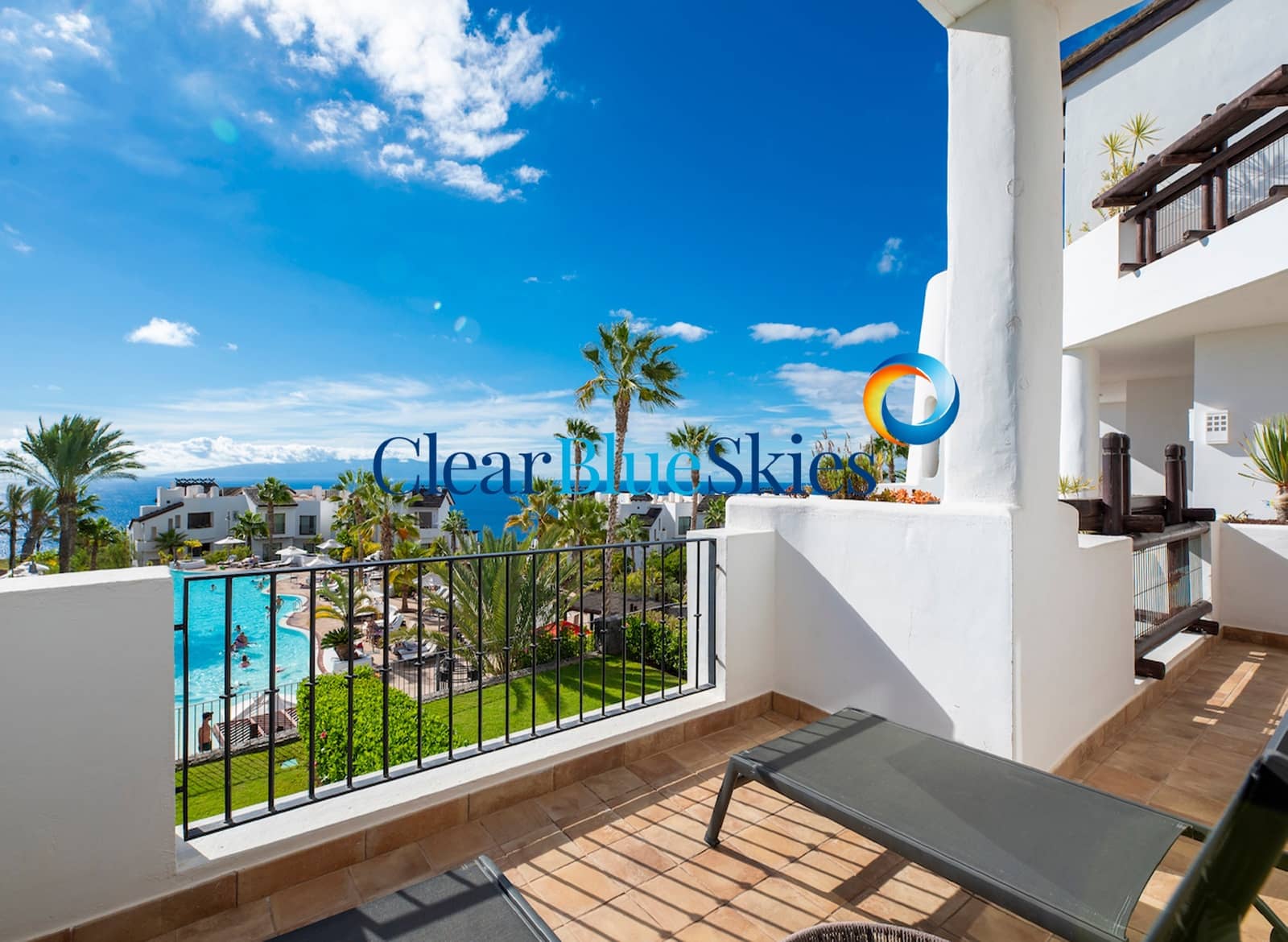 2 chambre Appartement à vendre à Guia de Isora avec piscine garage - 750 000 € (Ref: 9923037)
