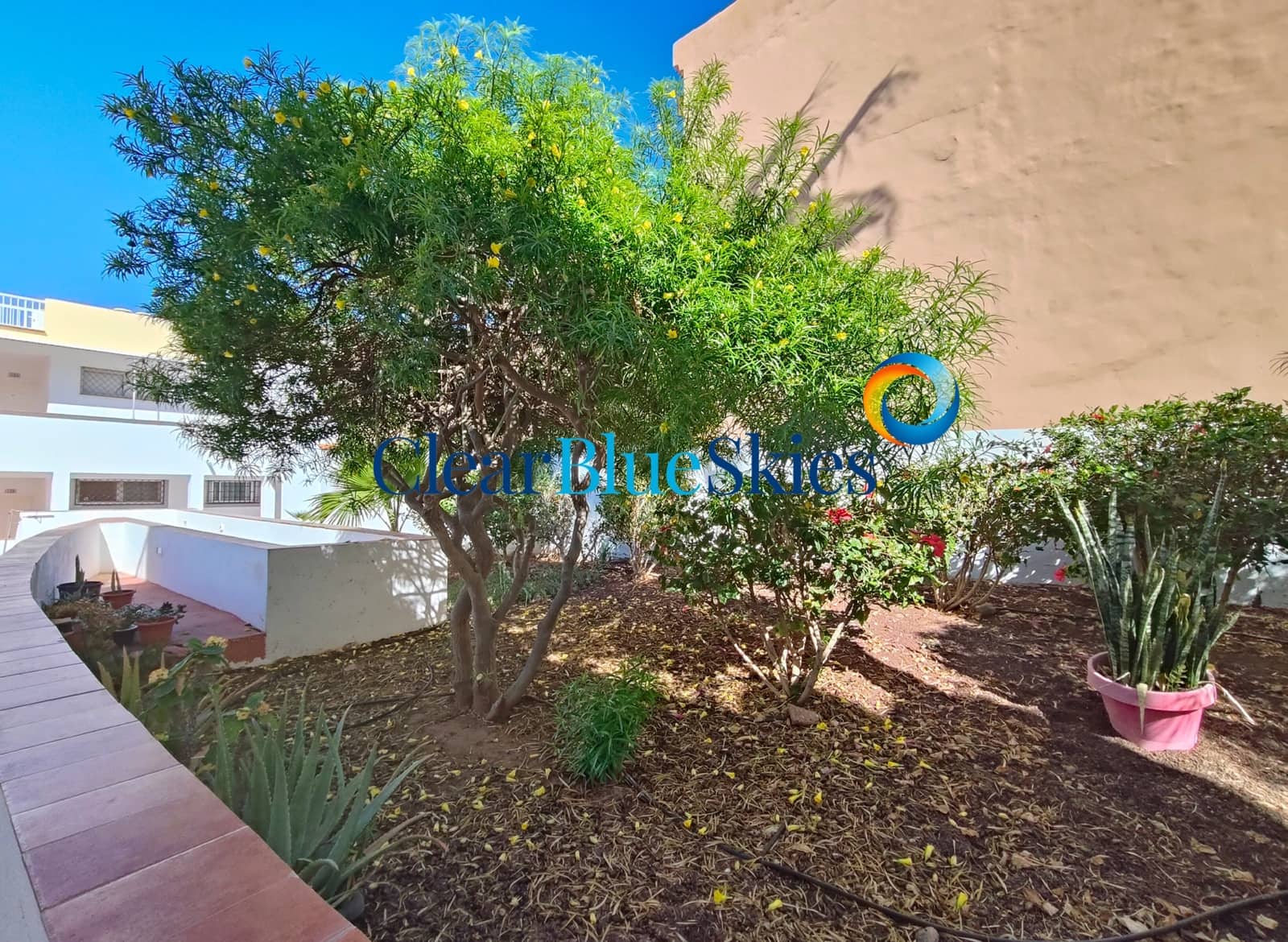 Apartamento de 1 habitación en Playa Paraiso en venta con piscina garaje - 239.000 € (Ref: 9926353)