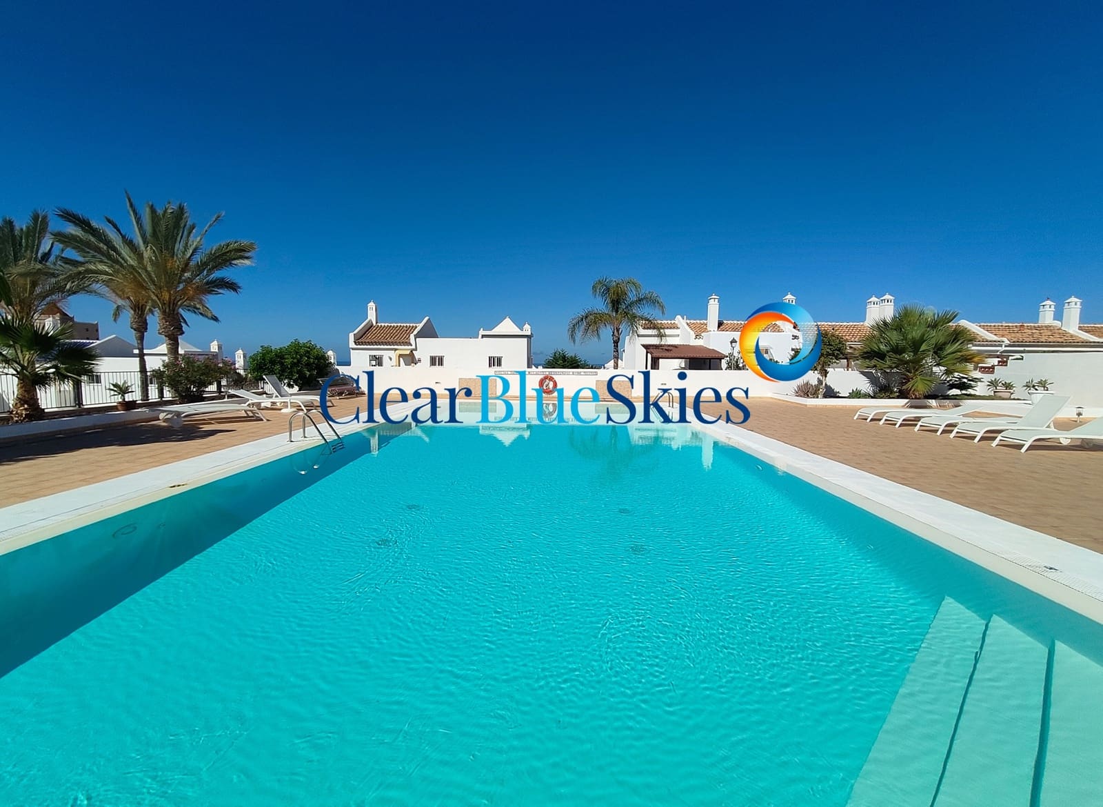 Apartamento de 1 habitación en Playa Paraiso en venta con piscina garaje - 260.000 € (Ref: 9926354)