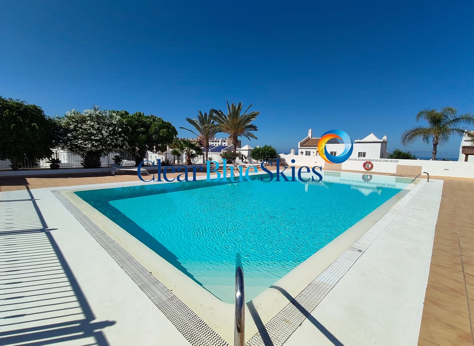 Apartamento de 1 habitación en Playa Paraiso en venta con piscina garaje - 260.000 € (Ref: 9926354)