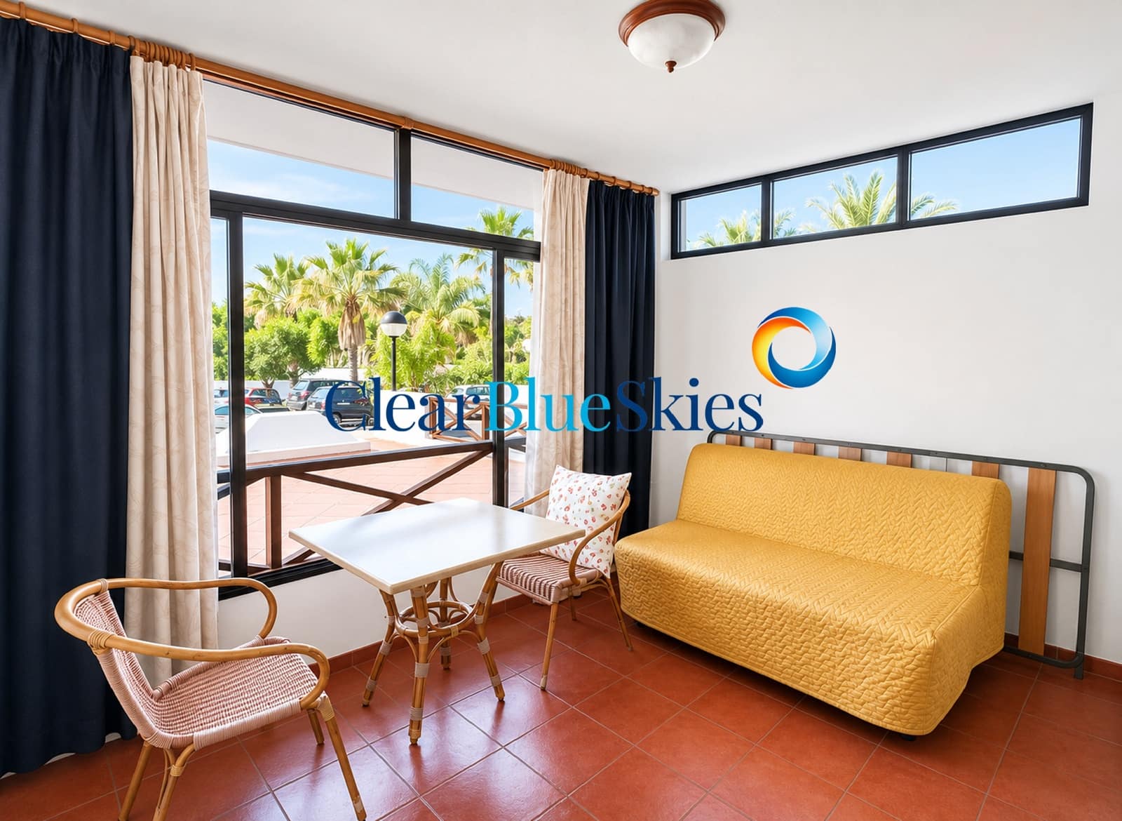 1 bedroom Apartment for sale in Los Cristianos with pool garage - € 219,000 (Ref: 9928464)