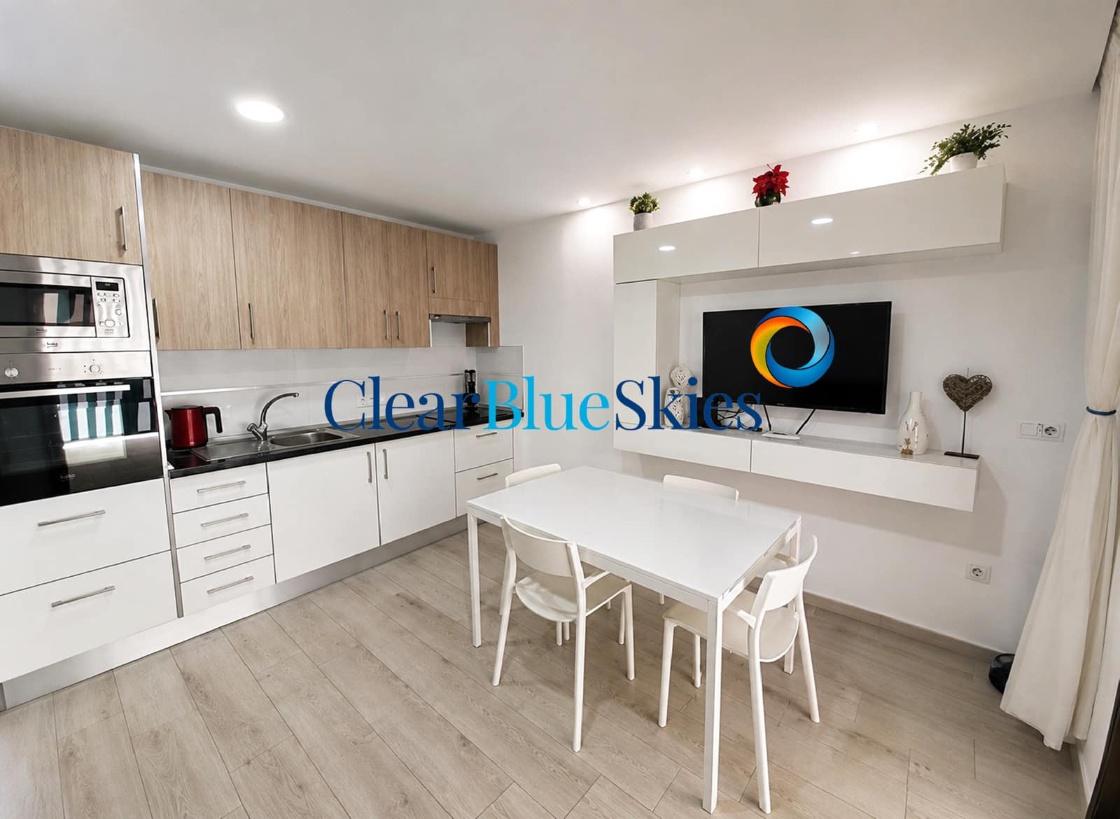 2 soverom Leilighet til salgs i Los Cristianos med svømmebasseng - € 299 999 (Ref: 9935175)