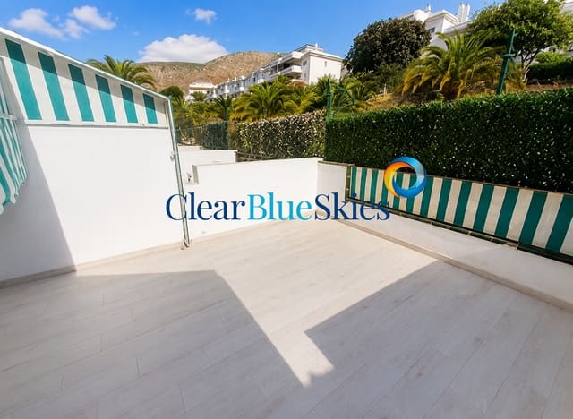 2 soverom Leilighet til salgs i Los Cristianos, Arona med svømmebasseng - € 299 999 (Ref: 9935175)