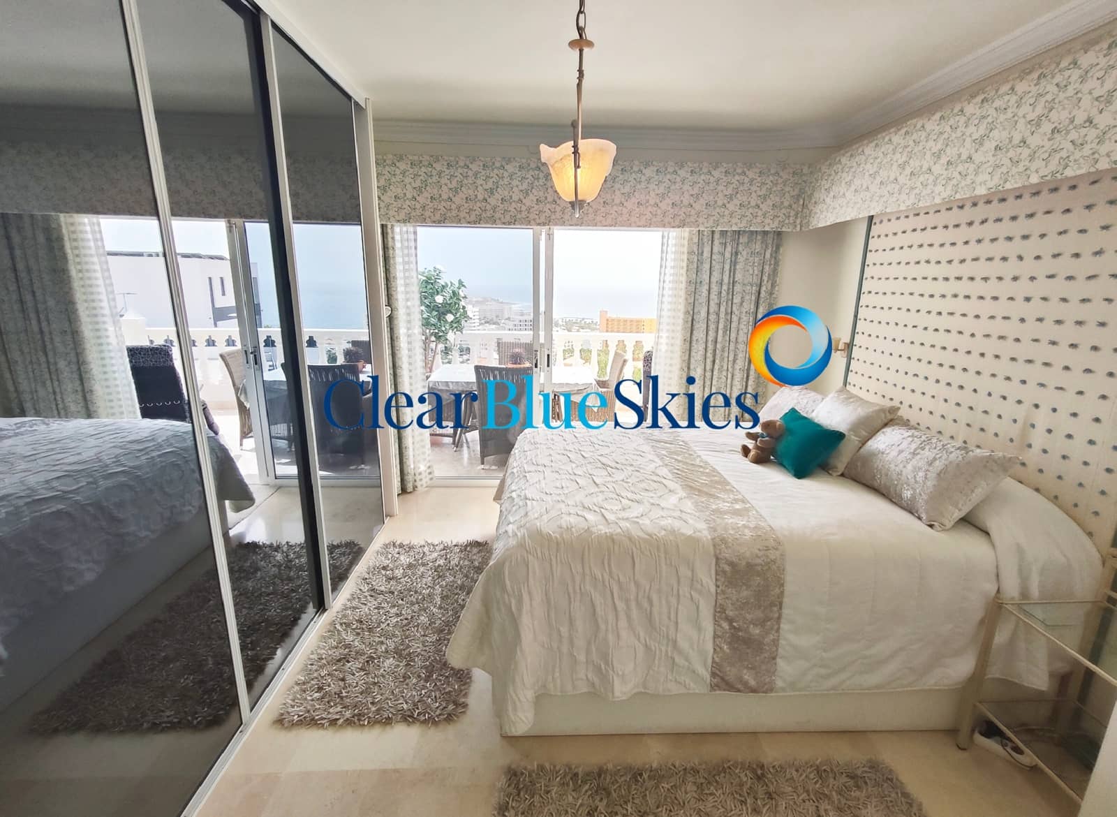 2 bedroom Apartment for sale in Costa Adeje with pool garage - € 495,000 (Ref: 9941500)