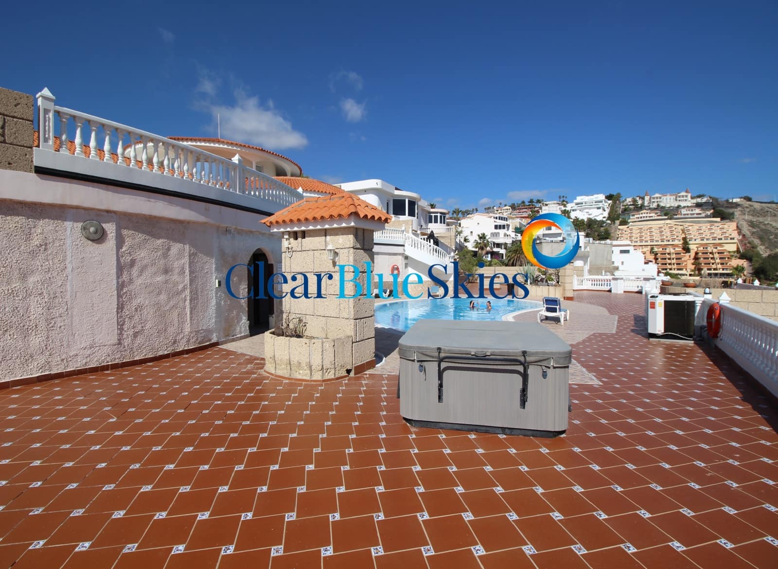2 bedroom Apartment for sale in Costa Adeje with pool garage - € 495,000 (Ref: 9941500)