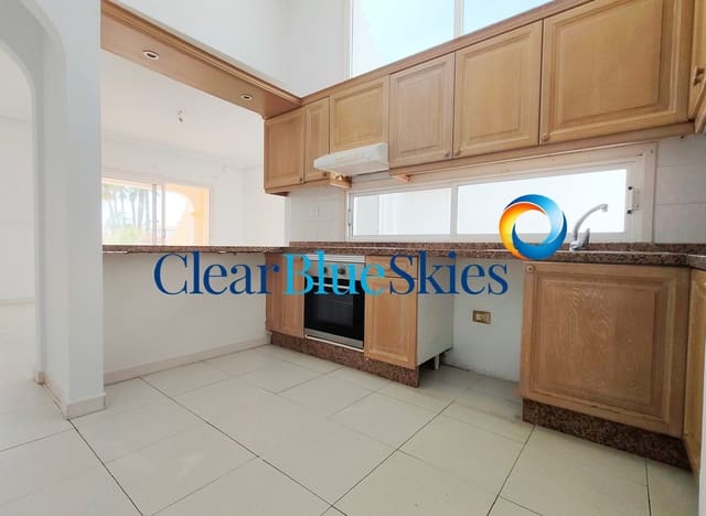 1 slaapkamer Appartement te koop in Golf del Sur, San Miguel de Abona met zwembad garage - € 225.000 (Ref: 9953405)