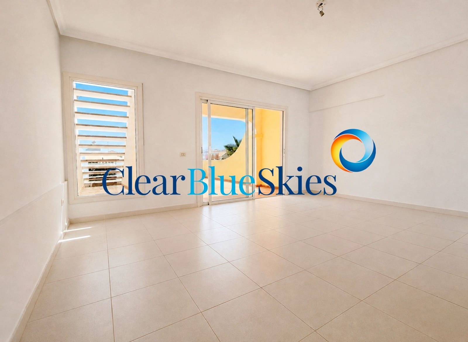 1 bedroom Apartment for sale in Golf del Sur with pool garage - € 225,000 (Ref: 9953405)