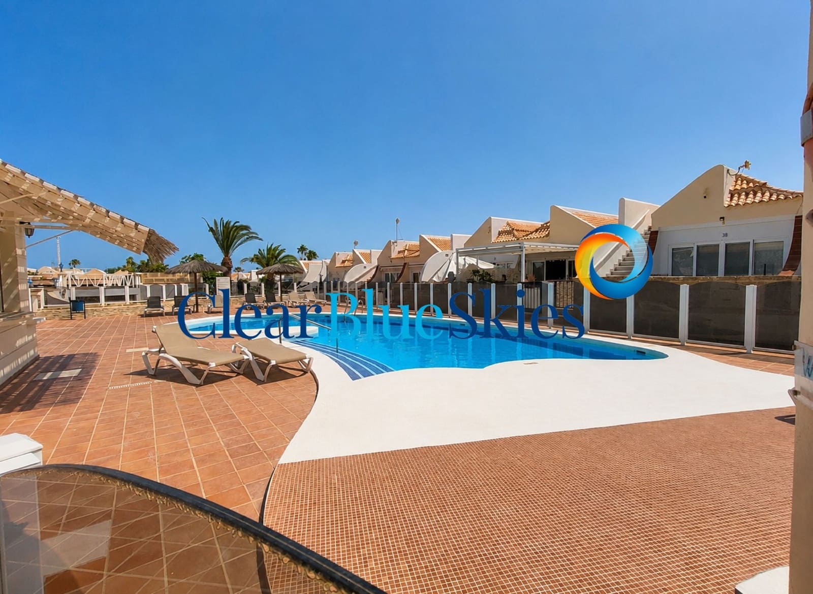 1 bedroom Apartment for sale in Golf del Sur with pool garage - € 225,000 (Ref: 9953405)
