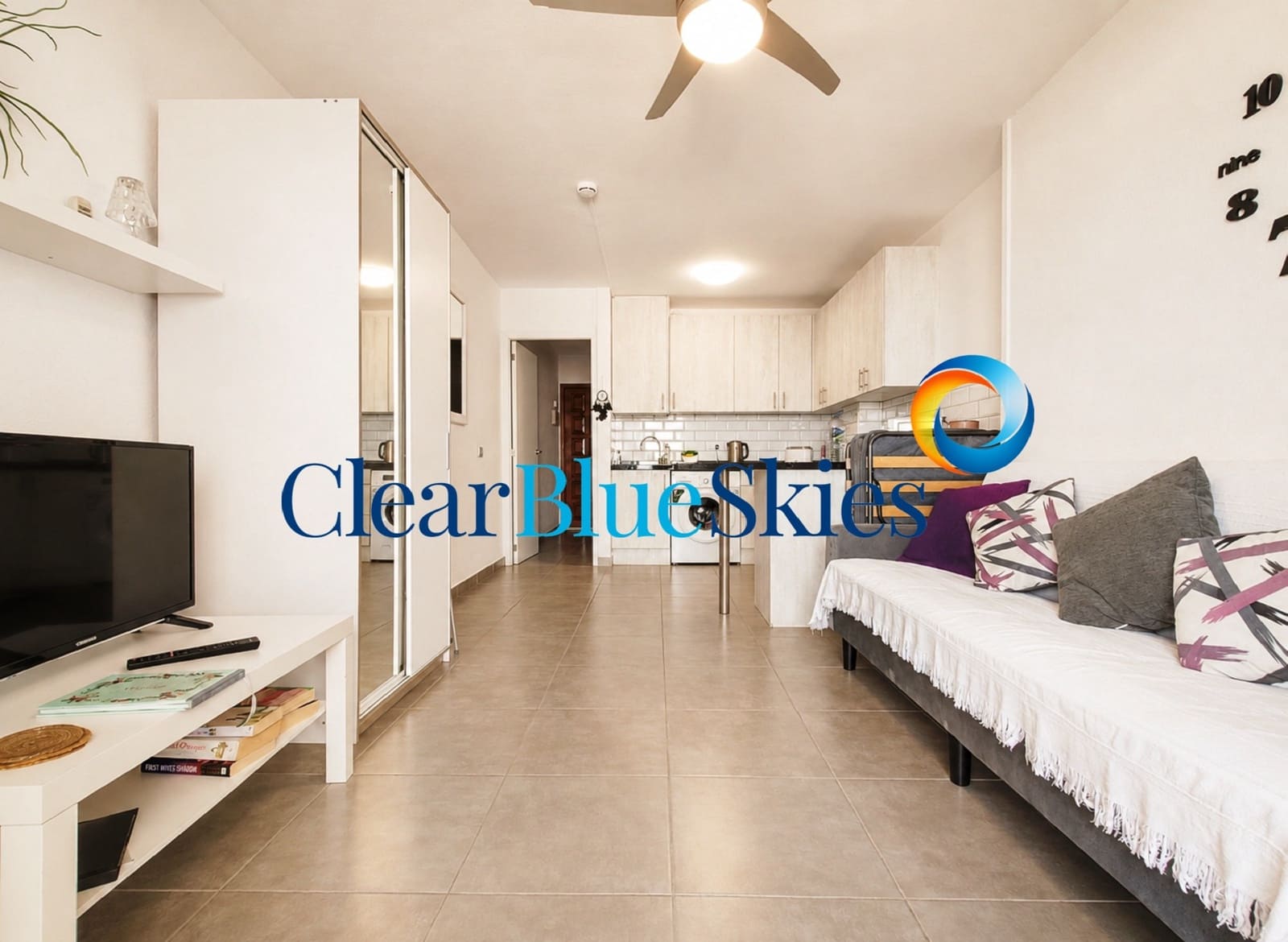 1 chambre Appartement à vendre à Costa Adeje avec piscine - 330 000 € (Ref: 9986176)