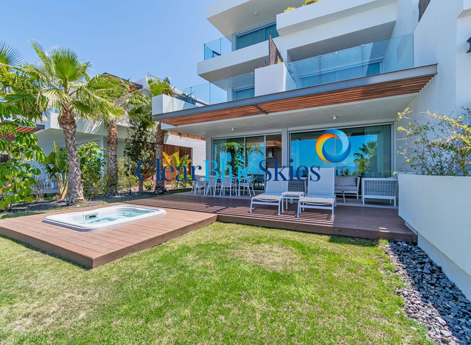3 sovrum Lägenhet till salu i Playa San Juan med pool garage - 1 475 000 € (Ref: 9989943)