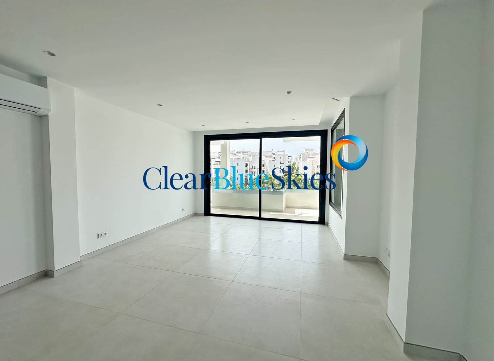 2 quarto Apartamento para venda em Palm-Mar com piscina garagem - 610 000 € (Ref: 9989944)