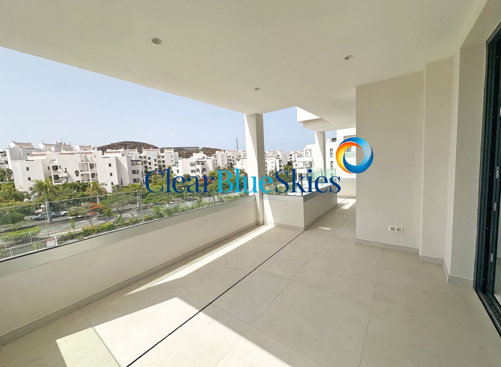 2 quarto Apartamento para venda em Palm-Mar com piscina garagem - 610 000 € (Ref: 9989944)