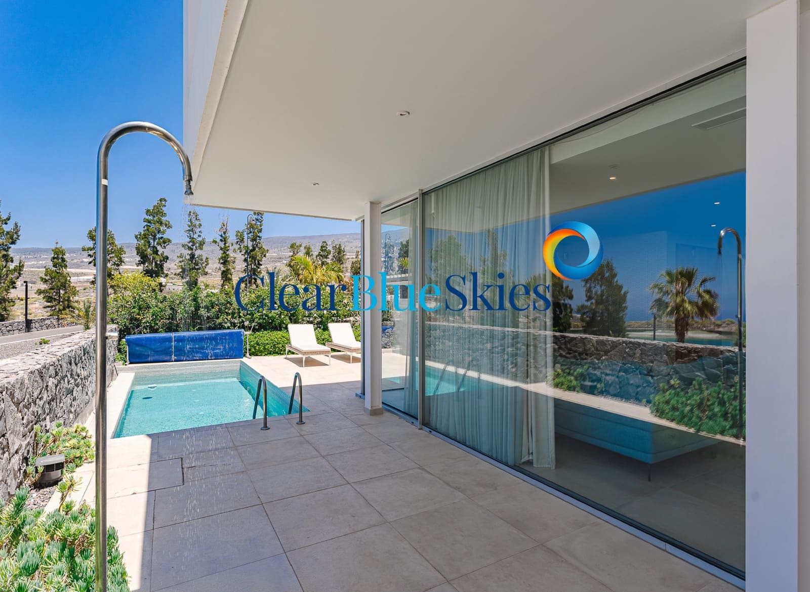 3 slaapkamer Villa te koop in Guia de Isora met zwembad garage - € 1.699.000 (Ref: 9993621)