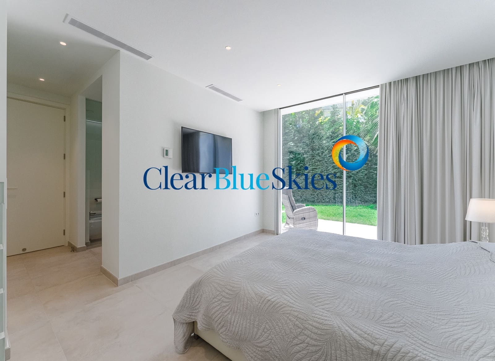 3 slaapkamer Villa te koop in Guia de Isora met zwembad garage - € 1.699.000 (Ref: 9993621)