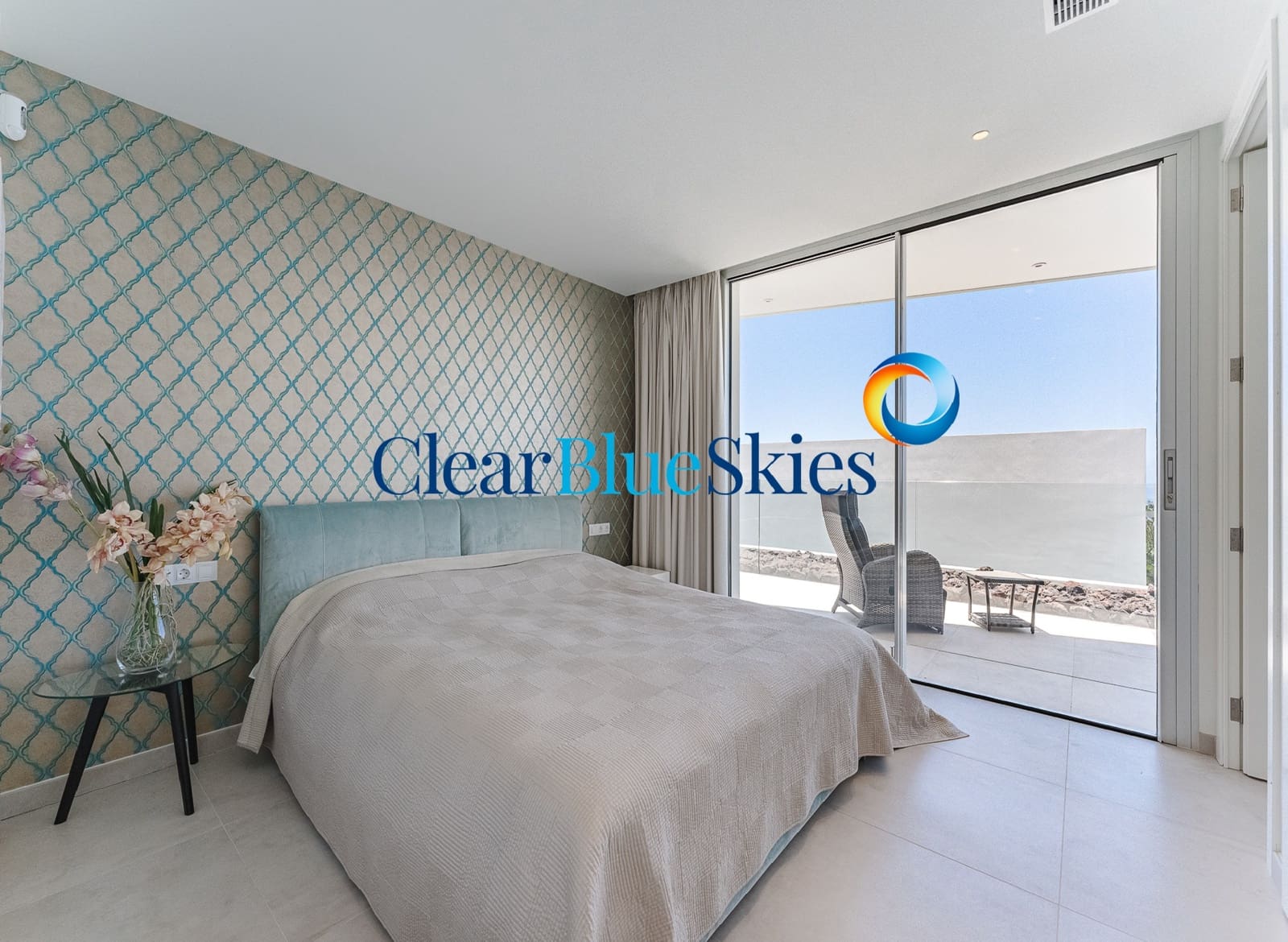 3 slaapkamer Villa te koop in Guia de Isora met zwembad garage - € 1.699.000 (Ref: 9993621)
