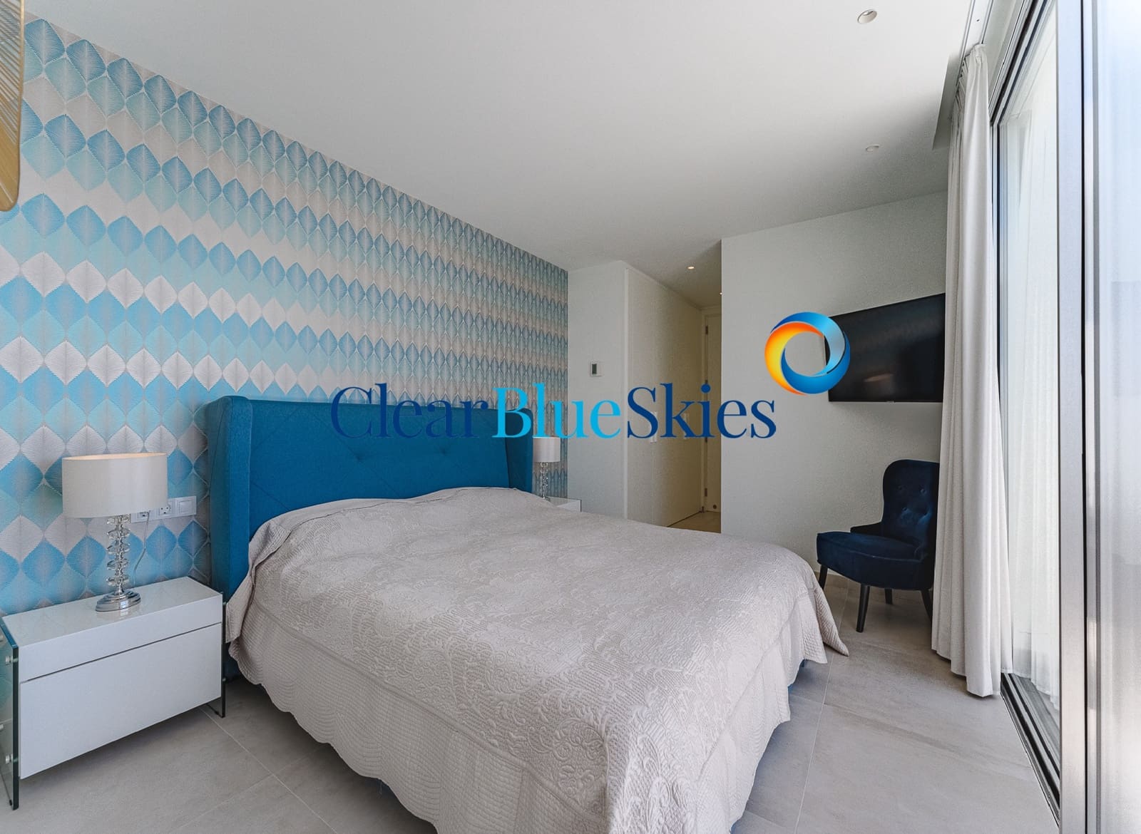 3 slaapkamer Villa te koop in Guia de Isora met zwembad garage - € 1.699.000 (Ref: 9993621)