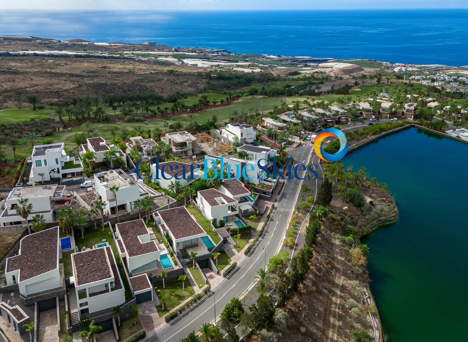 3 slaapkamer Villa te koop in Guia de Isora met zwembad garage - € 1.699.000 (Ref: 9993621)