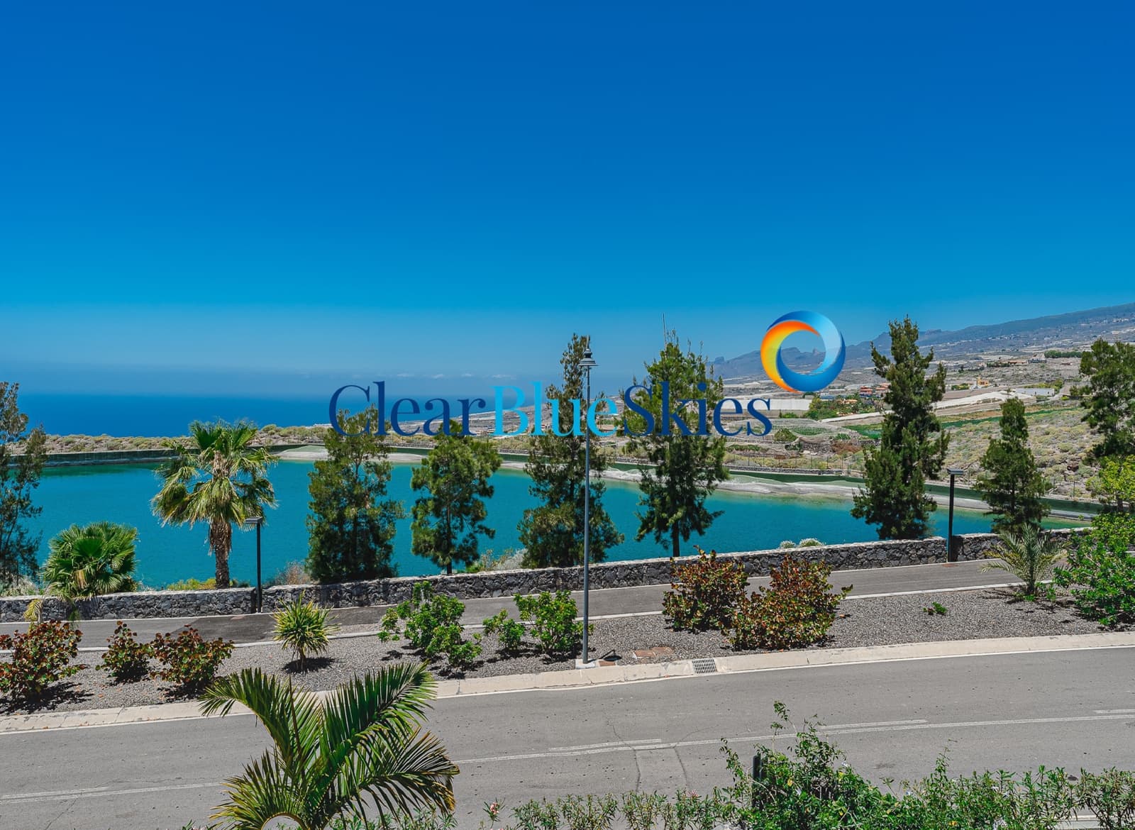 3 slaapkamer Villa te koop in Guia de Isora met zwembad garage - € 1.699.000 (Ref: 9993621)