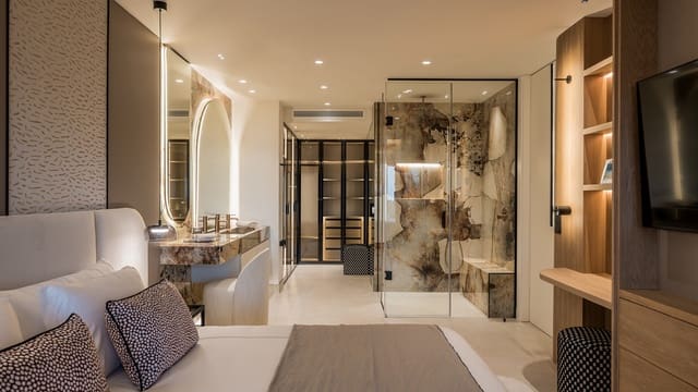 3 quarto Apartamento para venda em Resinera-Voladilla, Estepona com piscina garagem - 2 695 000 € (Ref: 10025279)