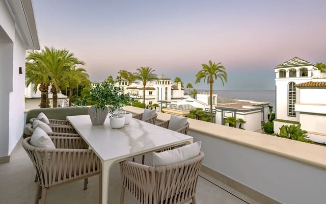3 camera da letto Attico in vendita in El Velerín, Estepona - 2.495.000 € (Rif: 10040731)