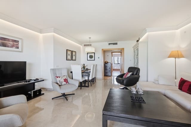 3 sypialnia Apartament na sprzedaż w Resinera-Voladilla, Estepona z basenem garażem - 699 000 € (Ref: 10094357)