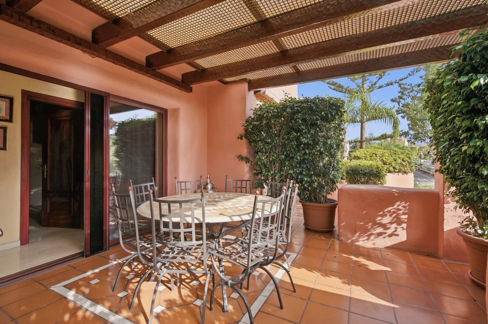 3 slaapkamer Penthouse te koop in Guadalmansa met zwembad garage - € 3.650.000 (Ref: 10142354)
