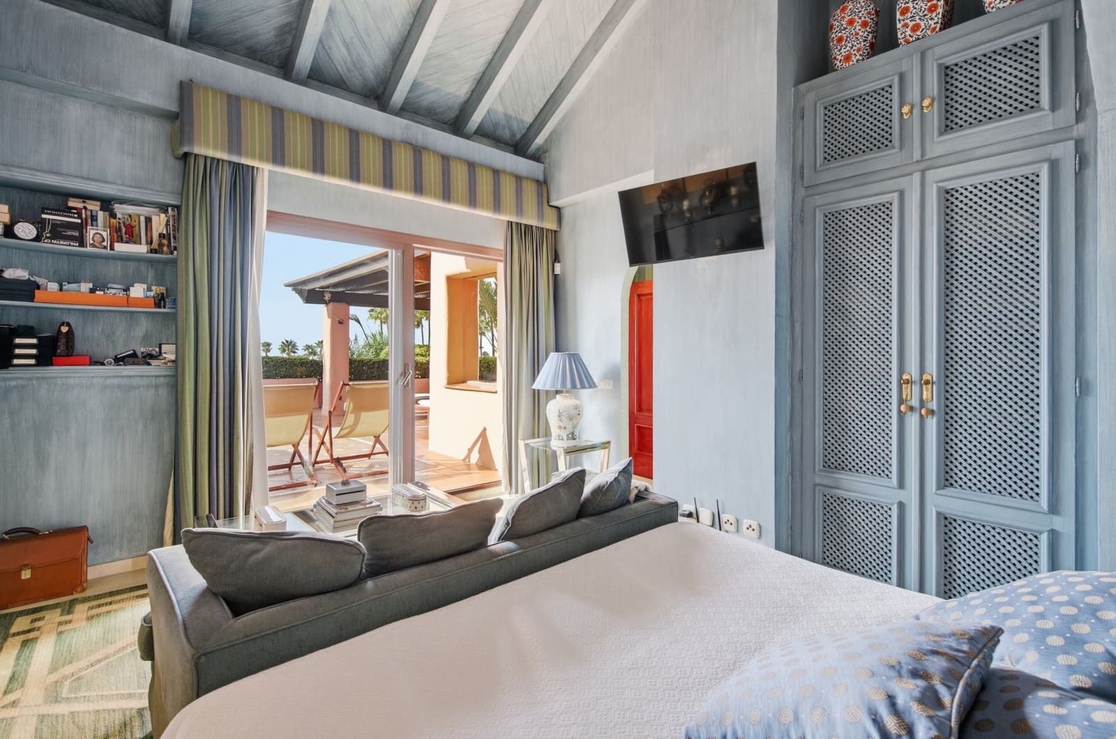 3 slaapkamer Penthouse te koop in Guadalmansa met zwembad garage - € 3.650.000 (Ref: 10142354)