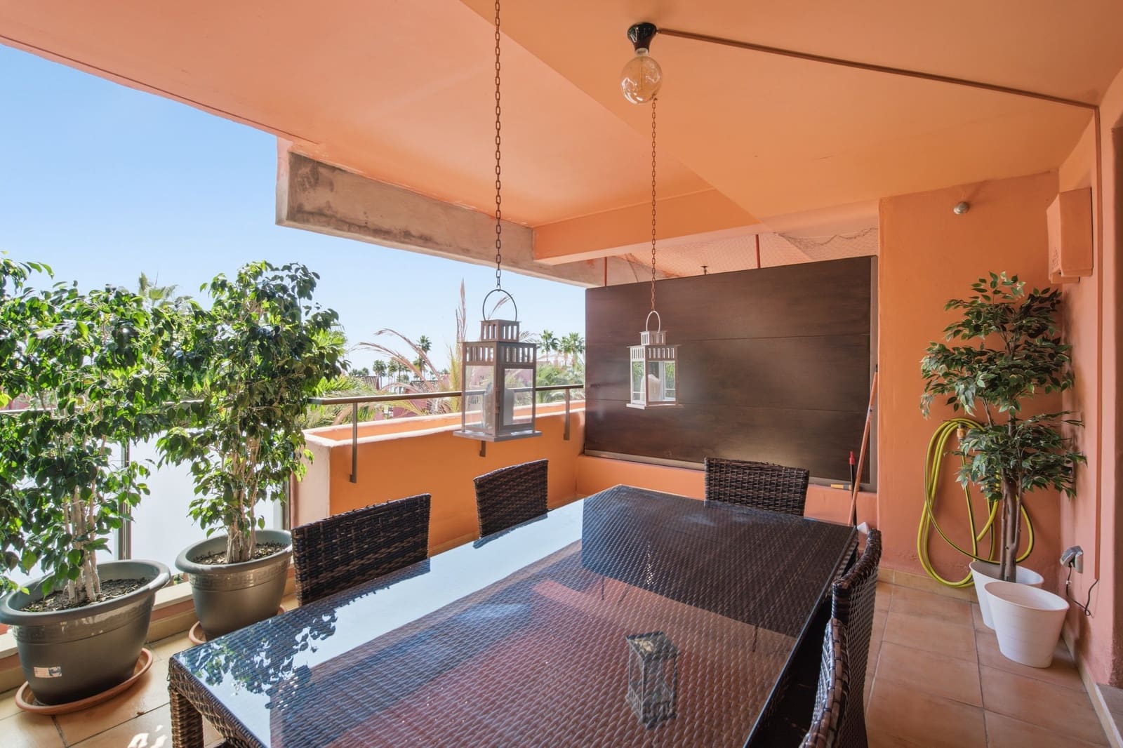 2 sypialnia Apartament na sprzedaż w New Golden Mile z basenem garażem - 550 000 € (Ref: 10164798)
