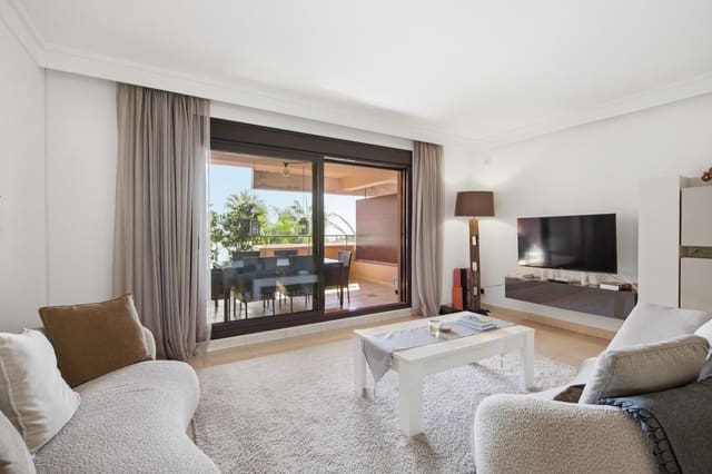 2 soverom Leilighet til salgs i Guadalmansa, Estepona med svømmebasseng garasje - € 550 000 (Ref: 10164798)