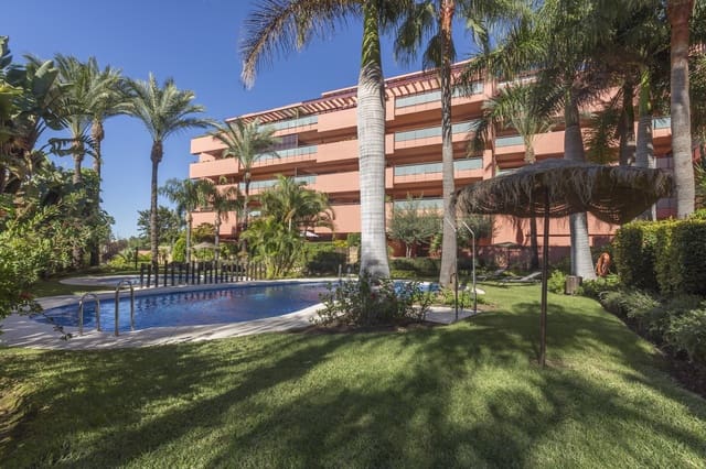 2 soverom Leilighet til salgs i Guadalmansa, Estepona med svømmebasseng garasje - € 550 000 (Ref: 10164798)
