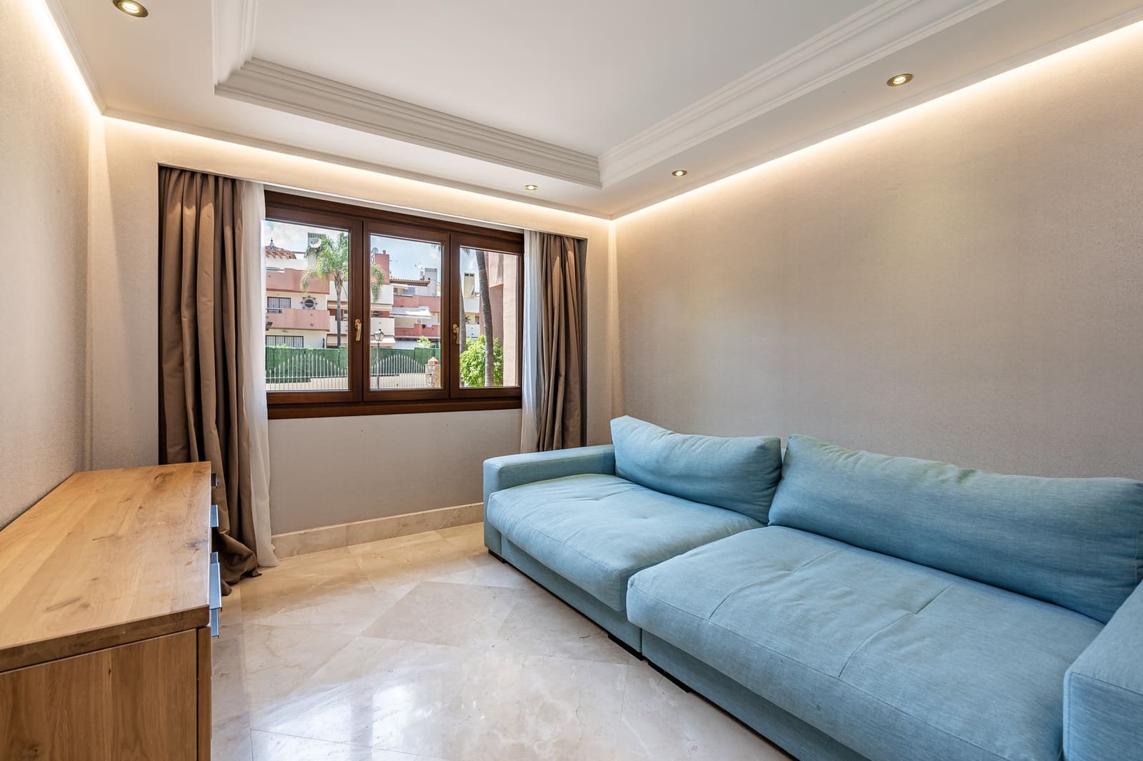 4 soverom Leilighet til salgs i Estepona med svømmebasseng garasje - € 2 050 000 (Ref: 8354600)