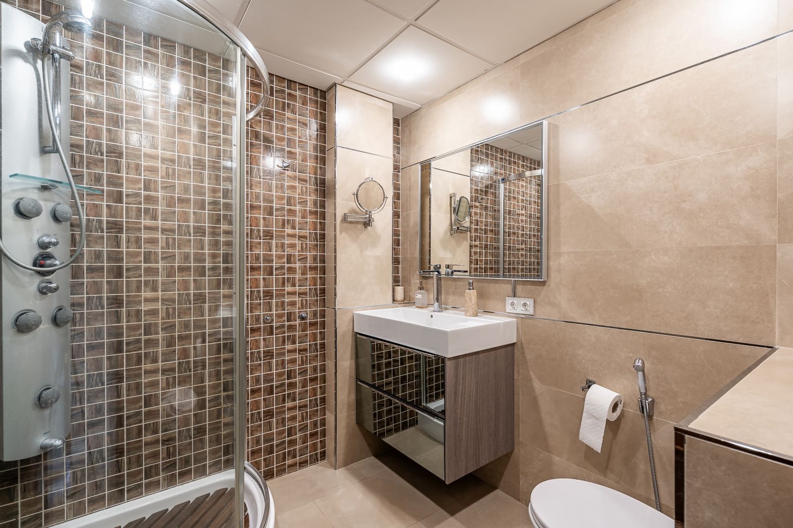 4 soverom Leilighet til salgs i Estepona med svømmebasseng garasje - € 2 050 000 (Ref: 8354600)