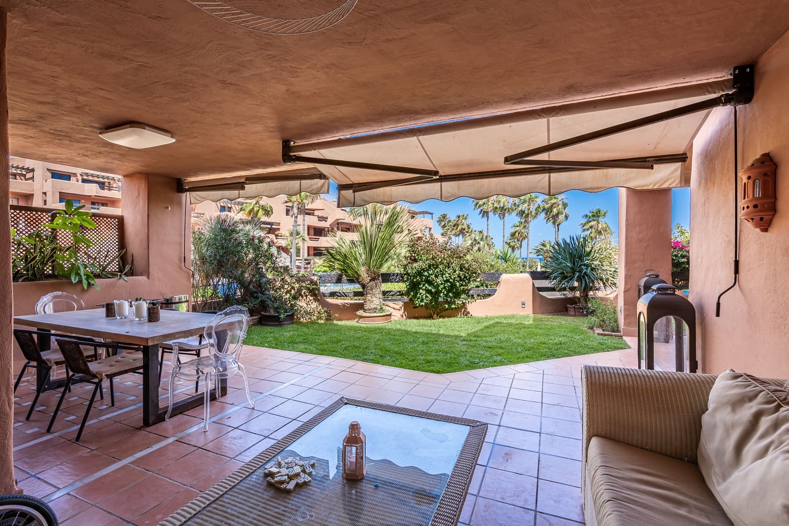 4 soverom Leilighet til salgs i Estepona med svømmebasseng garasje - € 2 050 000 (Ref: 8354600)