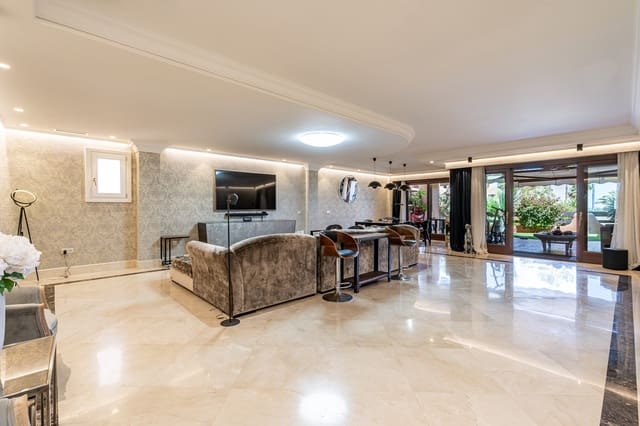 4 chambre Appartement à vendre à Kempinski, Estepona avec piscine garage - 2 050 000 € (Ref: 8354600)