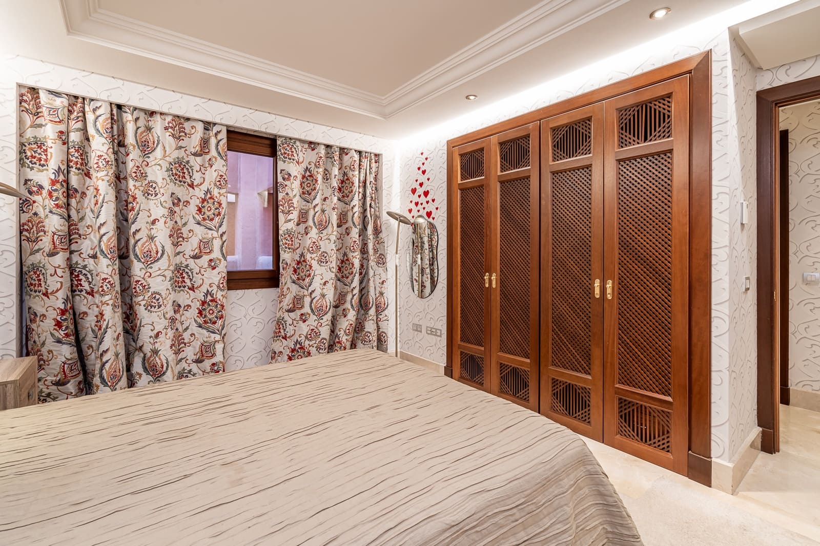 4 slaapkamer Appartement te koop in Estepona met zwembad garage - € 2.050.000 (Ref: 8354600)