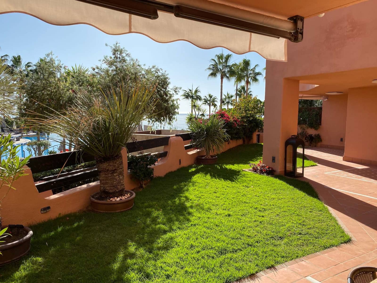 4 slaapkamer Appartement te koop in Estepona met zwembad garage - € 2.050.000 (Ref: 8354600)