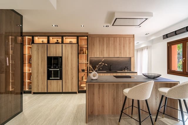 3 makuuhuone Huoneisto myytävänä paikassa Guadalmansa, Estepona mukana uima-altaan 
autotalli - 1 525 000 € (Ref: 8354602)