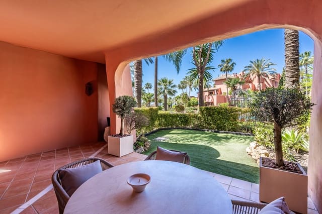 3 makuuhuone Huoneisto myytävänä paikassa Guadalmansa, Estepona mukana uima-altaan 
autotalli - 1 525 000 € (Ref: 8354602)