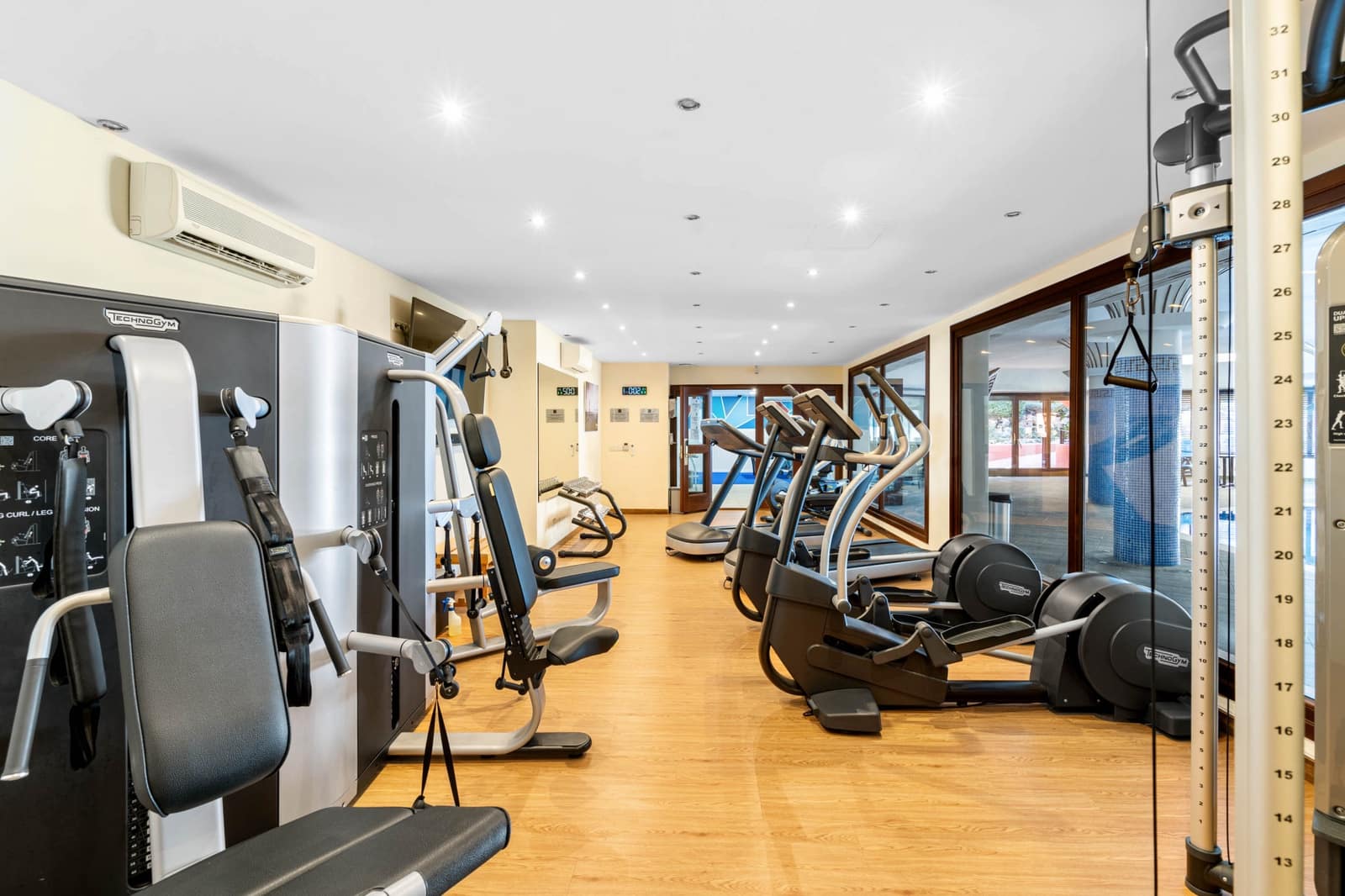 3 camera da letto Appartamento in vendita in Guadalmansa con piscina garage - 1.525.000 € (Rif: 8354602)