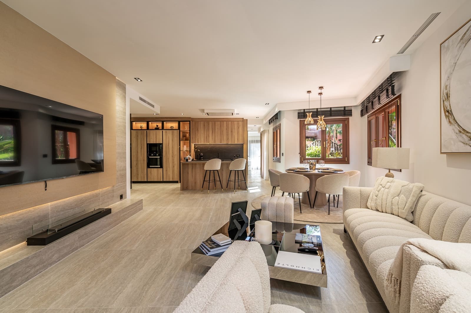 3 bedroom Apartment for sale in Guadalmansa with pool garage - € 1,525,000 (Ref: 8354602)