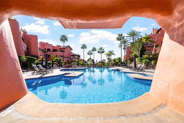 3 chambre Appartement à vendre à Guadalmansa, Estepona avec piscine garage - 1 525 000 € (Ref: 8354602)