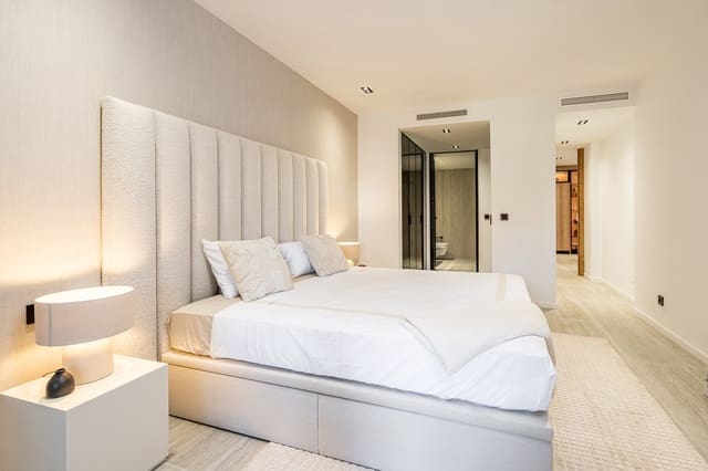3 chambre Appartement à vendre à Guadalmansa, Estepona avec piscine garage - 1 525 000 € (Ref: 8354602)