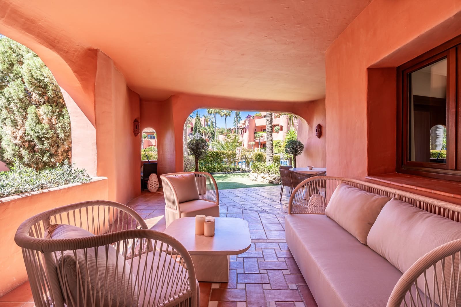 3 bedroom Apartment for sale in Guadalmansa with pool garage - € 1,525,000 (Ref: 8354602)