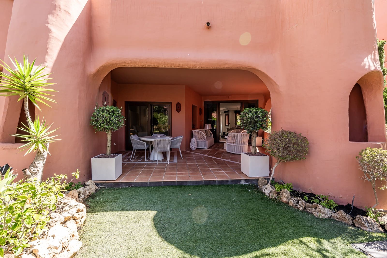 3 bedroom Apartment for sale in Guadalmansa with pool garage - € 1,525,000 (Ref: 8354602)