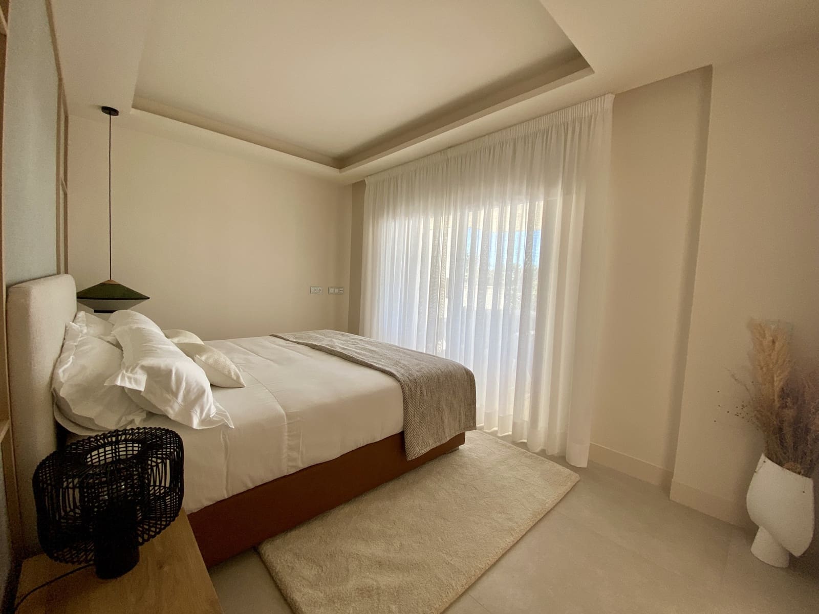 3 bedroom Apartment for sale in Estepona with pool garage - € 1,850,000 (Ref: 8354616)