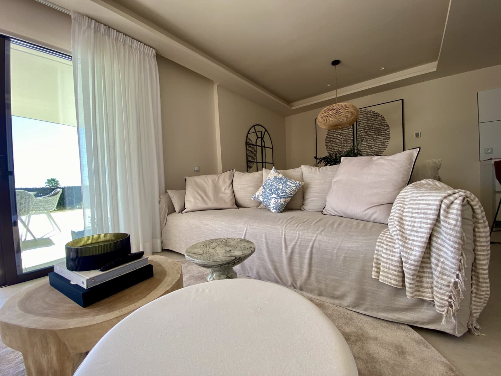 3 bedroom Apartment for sale in Estepona with pool garage - € 1,850,000 (Ref: 8354616)