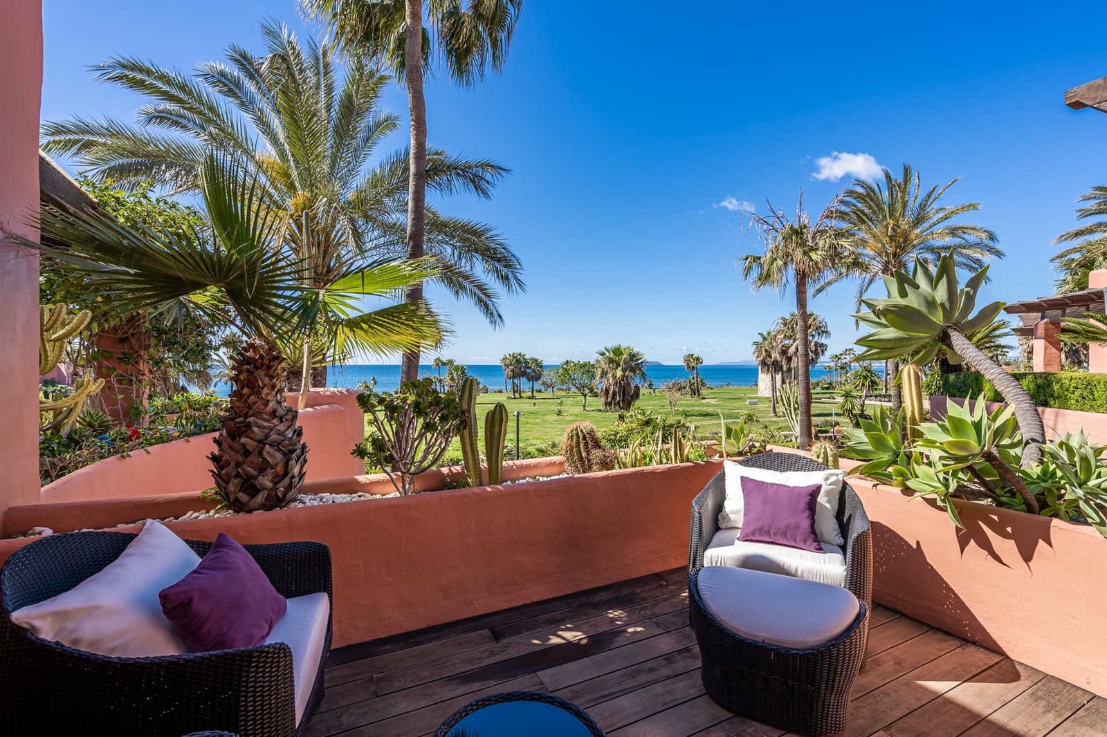 6 bedroom Apartment for sale in Guadalmansa with pool garage - € 6,900,000 (Ref: 8354621)